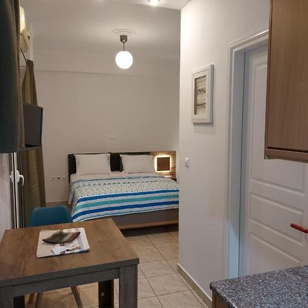 Adler 2 Cozy 2 Persons Apartment Downtown Piraeus Exterior photo